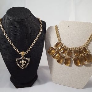 Lot of 2 - Necklaces